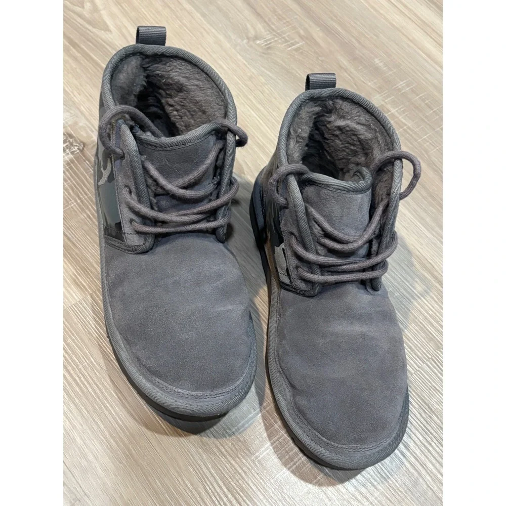 UGG Neumel Camo Grey Suede Lace Up Boots Kids Size 5 1116132K